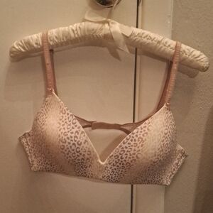 VS leopard white and tan bra